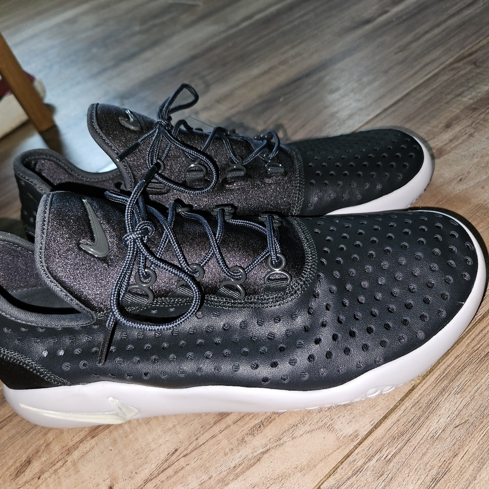 Nike Men's Zoom Air Size 9.5